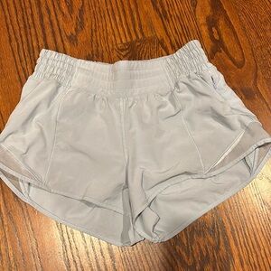 Lululemon light grey 2.5” inseam hottie hot shorts. Size 4.